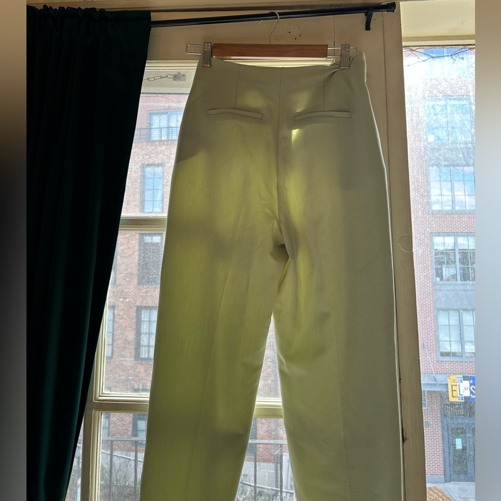 Green trouser